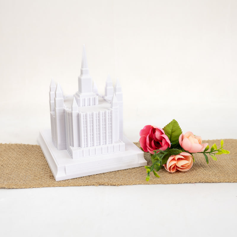 The Bangkok Thailand Temple Music Light