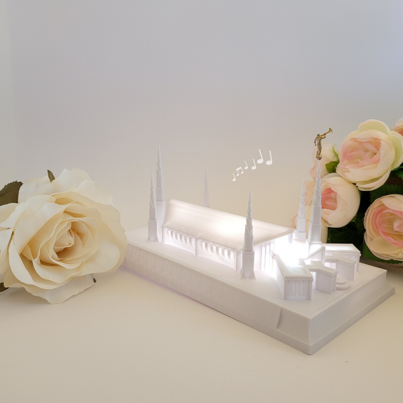 The Chicago Illinois Temple Music Light