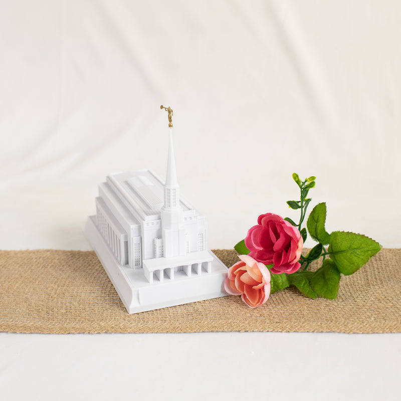 Preston England Temple Replica Statue - Tiny 3D Temples
