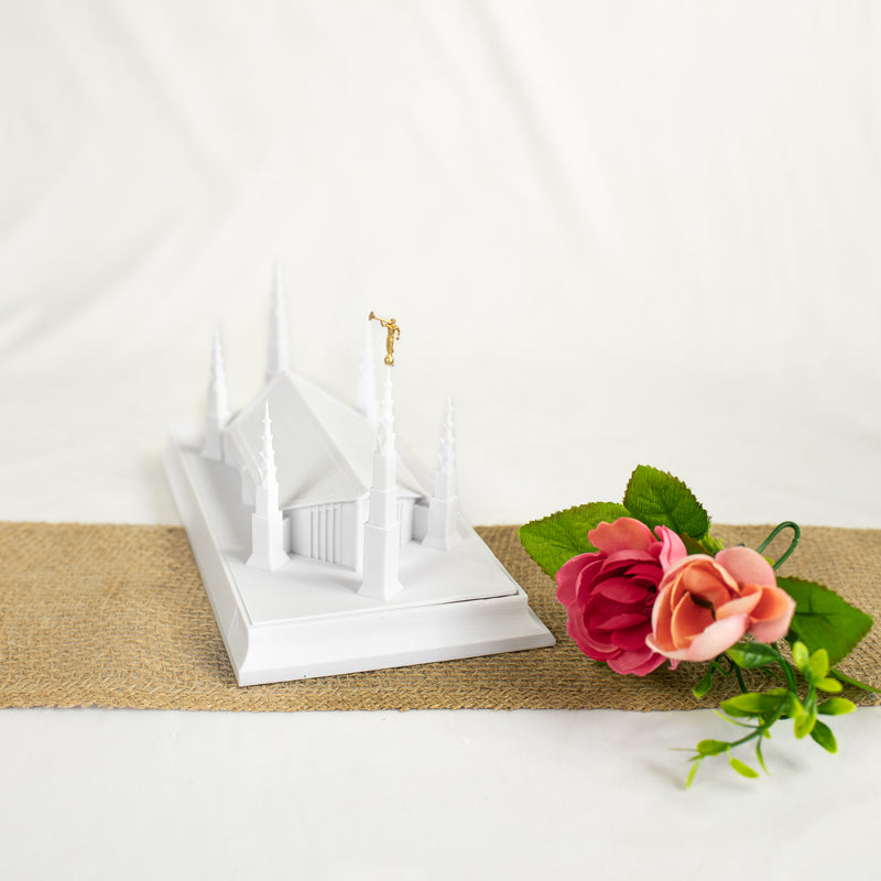 Seoul Korea Temple Replica Statue - Tiny 3D Temples