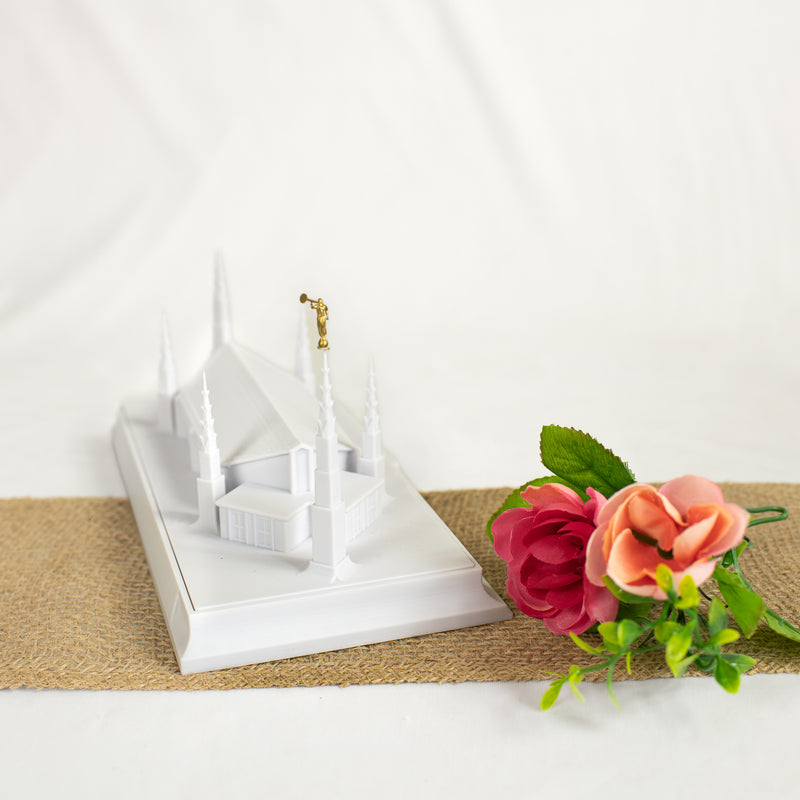 Taipei Taiwan Temple Replica Statue - Tiny 3D Temples