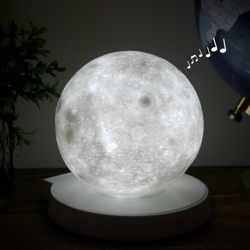 Moon Music Night light (Claire De Lune)