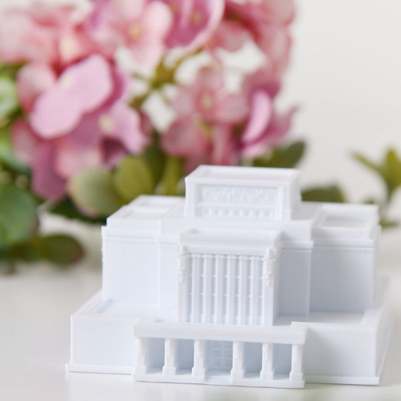 Laie Hawaii Temple Replica Statue - Tiny 3D Temples