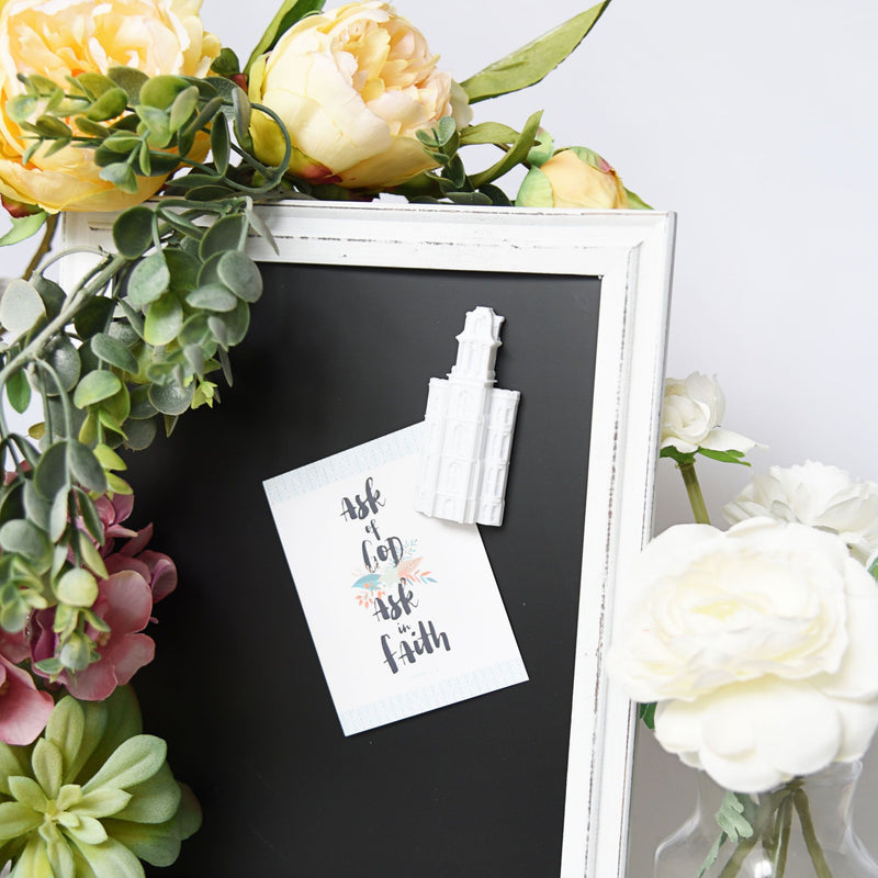 Manti Utah Temple Magnet - Tiny 3D Temples