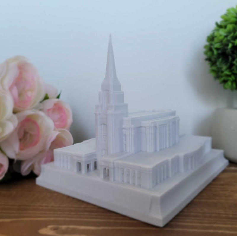 Syracuse Utah Temple Replica Statue