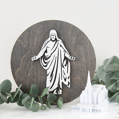 Christus Statue Wall Decor | Round Sign